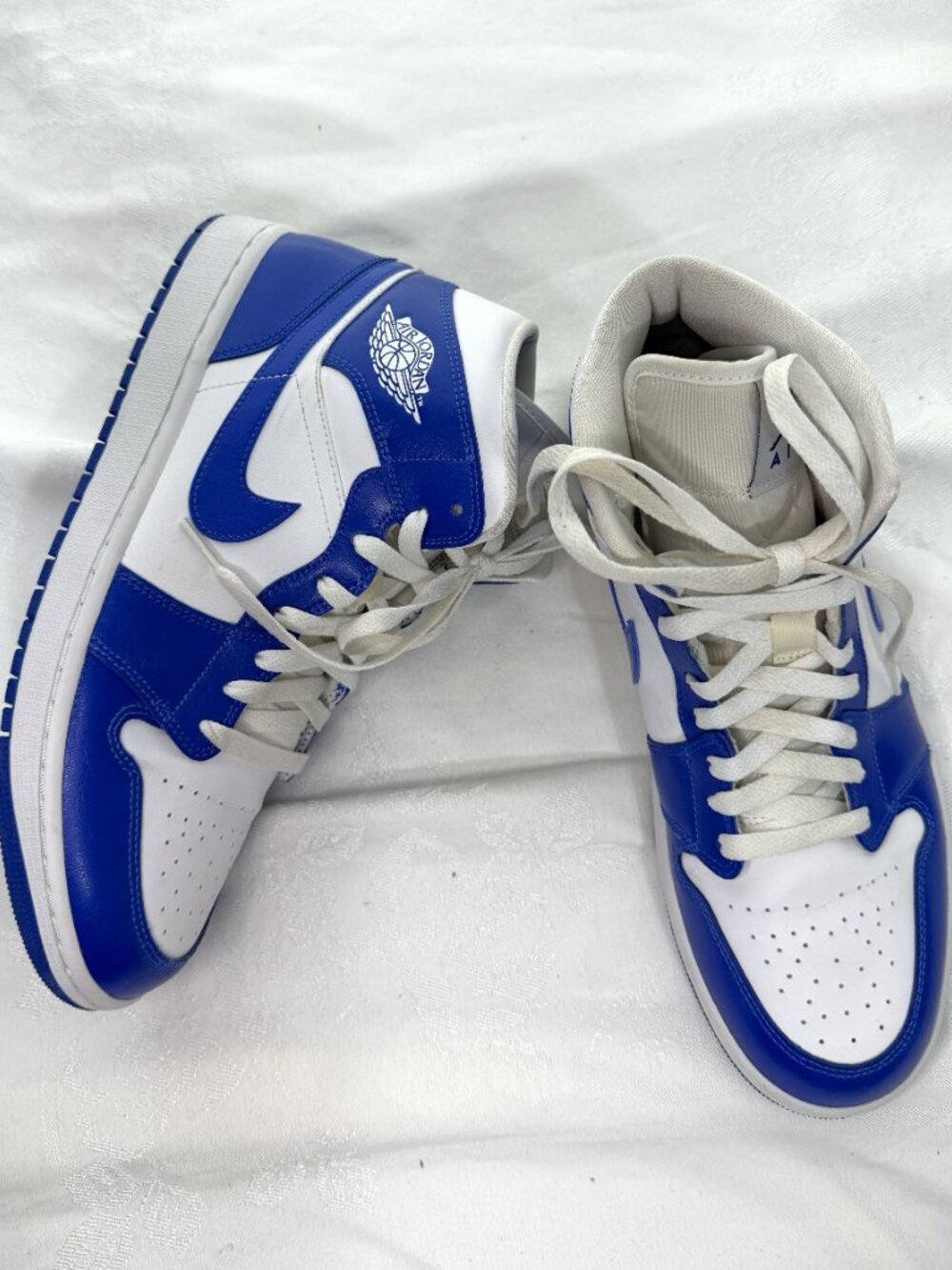 Nike Air Jordan 1 Mid Hyper Royal-White Sneakers BQ6472-104 Size 12W/10.5M